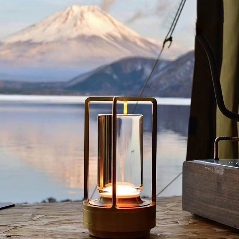 https://www.pinglighting.com/16820-large_default/vintage-cordless-led-lantern-table-lamp.jpg